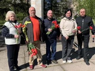 Актив Інгулецького району ГО «За рідне місто» під керівництвом Ольги Бабенко долучився до пам’ятних заходів з нагоди 40-х роковин Чорнобильської катастрофи.🕯️