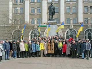 Сьогодні Україна відзначає день народження Тараса Шевченка — поета, художника, мислителя, чиє слово стало голосом української душі та символом боротьби за свободу.