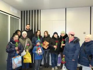 💐Напередодні Міжнародного жіночого дня команда громадської організації «За рідне місто», яку очолює Ольга Бабенко, продовжує вітати активних і небайдужих жінок нашого міста.