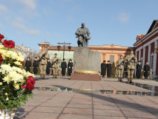 Вічна слава Героям-визволителям!