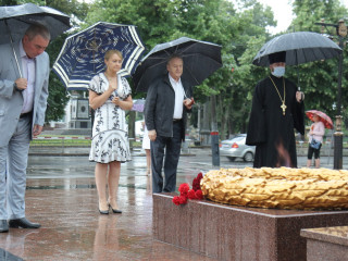 «День, який розділив на До і Після життя цілих поколінь»