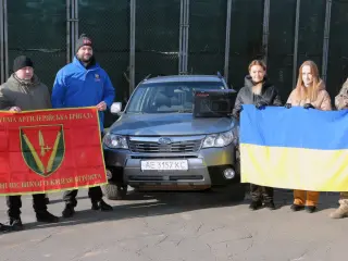 Ольга Бабенко передала нашим захисникам автівку та зварювальний апарат