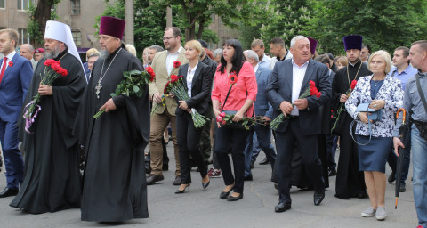 9 травня - це день пам'яті видатного подвигу, героїзму та мужності