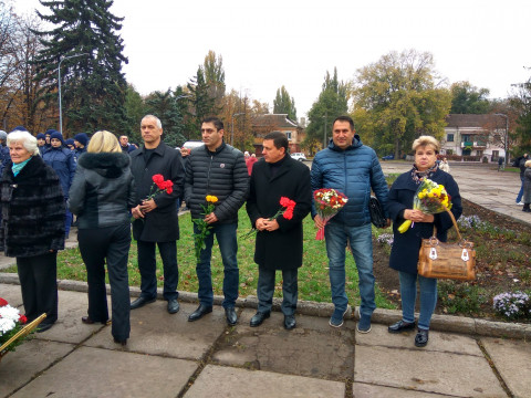 В Металлургическом районе почтили память героев Второй мировой