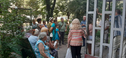 О крышах, колодцах и дорогах. Жители Покровской – на встрече с Вадимом Мирзояном