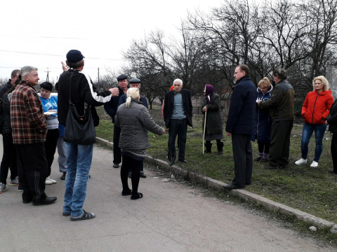 Ігор Вовкозуб обговорив з мешканцями вулиці Серафимовича актуальні питання