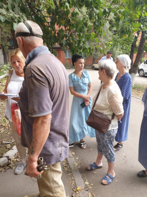 Чому котрий місяць немає води?