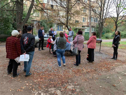 Люди говорят о наболевшем. Встречи в Саксаганском и Долгинцевском районах